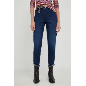 Wrangler jeansi Mom Medussa femei , high waist
