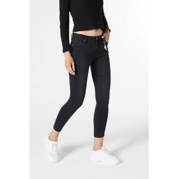 Blugi crop super slim fit