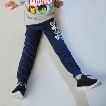 Sinsay - Pantaloni sport jogger Avengers - Bleumarin Sinsay - Pantaloni sport jogger Avengers - Bleumarin