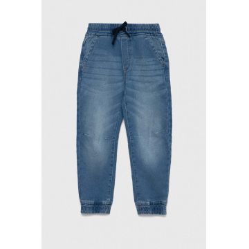 United Colors of Benetton jeans copii