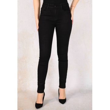 Blugi All About Black Blugi All About Black