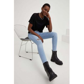 Answear Lab jeansi x colecția limitată SISTERHOOD femei