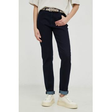 Mustang jeansi Style Crosby Relaxed Slim femei