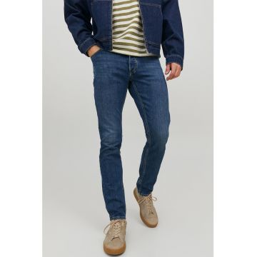 Blugi slim fit