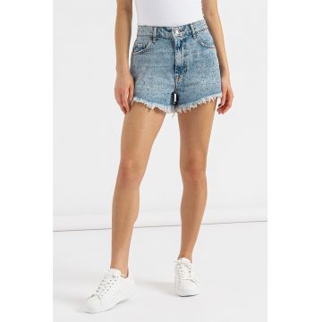 Pantaloni scurti de denim cu aplicatii de strasuri