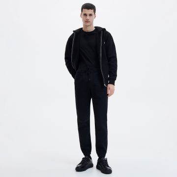 Reserved - Pantaloni jogger slim - Negru