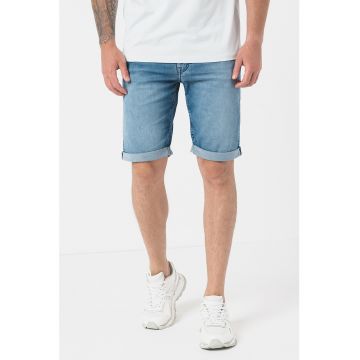 Blugi scurti cu 5 buzunare