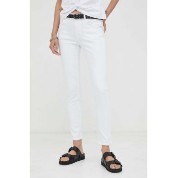 Mustang jeansi Style Shelby Skinny 7/8 femei, culoarea alb