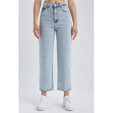 Blugi crop cu croiala ampla
