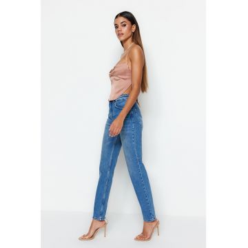 Blugi slim fit cu talie inalta