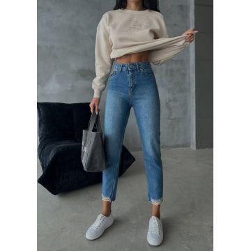 Blugi mom fit cu tiv franjurat