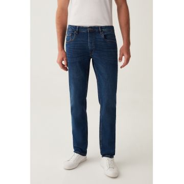 Blugi slim fit