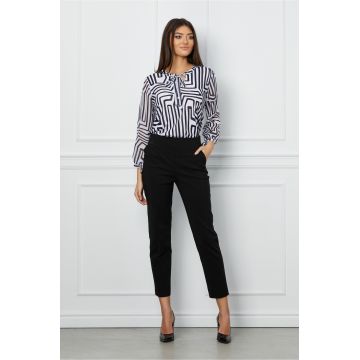 Pantaloni Patty negri cu buzunare