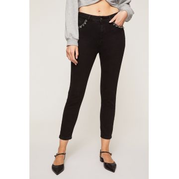 Blugi skinny cu strasuri
