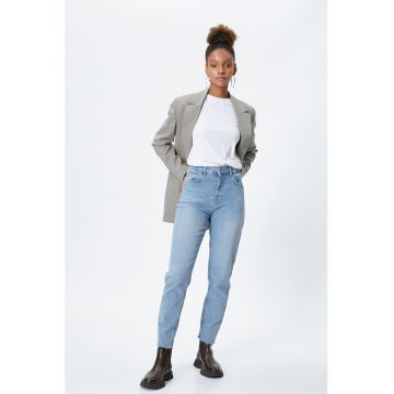 Blugi slim fit cu talie inalta