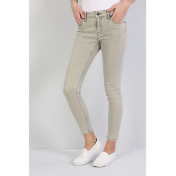 Blugi slim fit cu talie joasa
