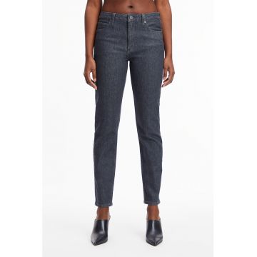 Blugi slim fit cu talie medie