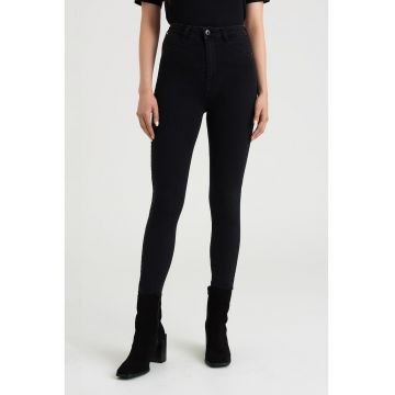 Blugi skinny cu talie inalta