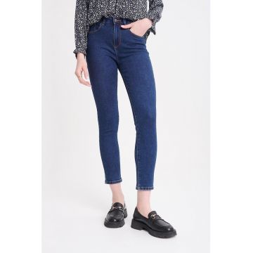 Blugi slim fit cu talie inalta