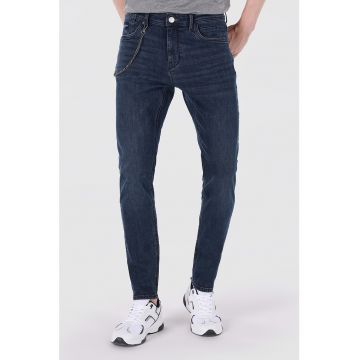 Blugi slim fit cu talie medie Blugi slim fit cu talie medie