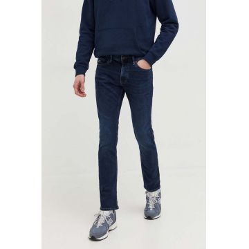 Tommy Jeans bărbați, culoarea bleumarin DM0DM18136