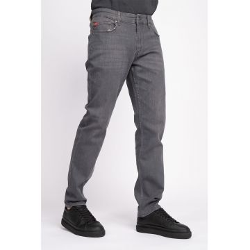 Blugi slim fit uni