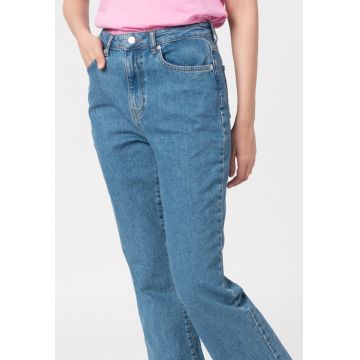 Blugi relaxed fit cu croiala bootcut Blugi relaxed fit cu croiala bootcut