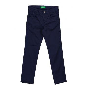 Pantaloni slim fit