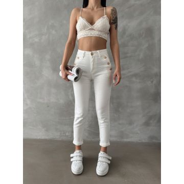 Blugi mom fit cu nasturi la buzunare