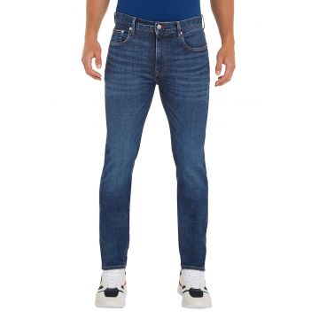 Blugi slim fit cu 5 buzunare