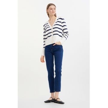 Blugi crop mom fit