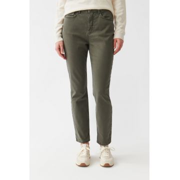 Blugi crop slim fit