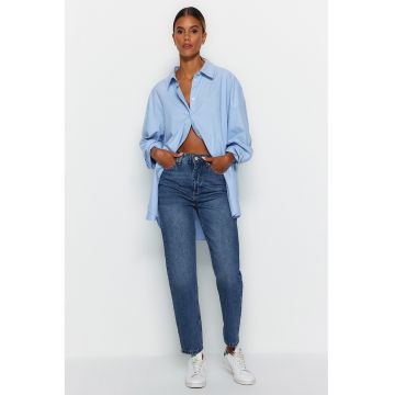 Blugi mom fit cu talie inalta