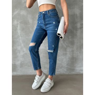 Blugi mom fit cu rupturi