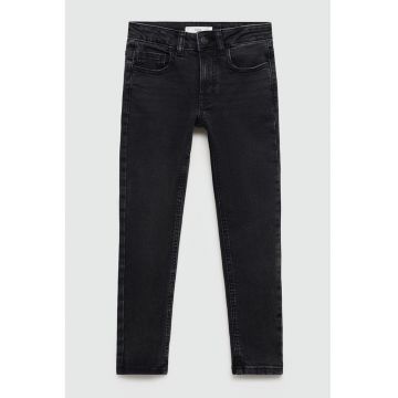 Blugi slim fit