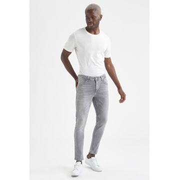 Blugi slim fit cu aspect decolorat