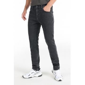 Blugi slim fit cu talie medie