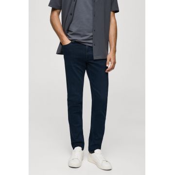 Blugi slim fit Jan