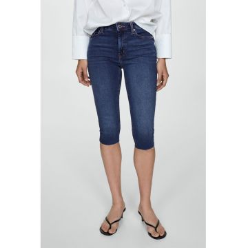 Blugi capri cu talie medie
