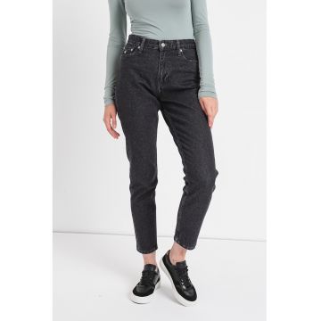Blugi mom fit cu talie inalta