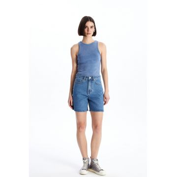 Blugi scurti relaxed fit