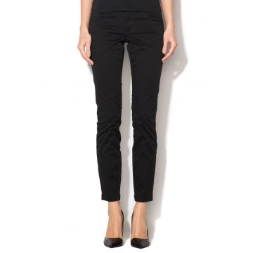 Jeansi negri skinny