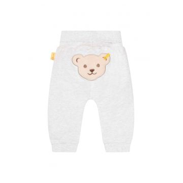 Pantaloni de trening cu aplicatie cu ursulet