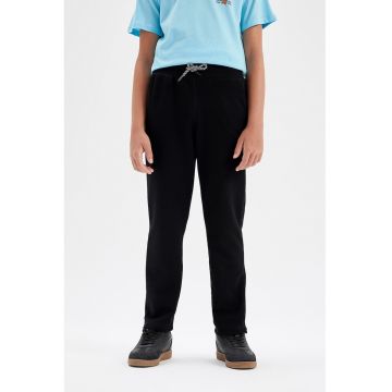 Pantaloni de trening cu buzunare laterale