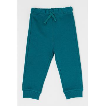 Pantaloni sport cu snur in talie