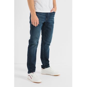 Blugi conici 502™