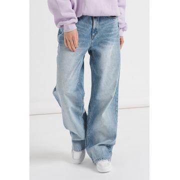 Blugi relaxed fit cu aspect decolorat si talie inalta
