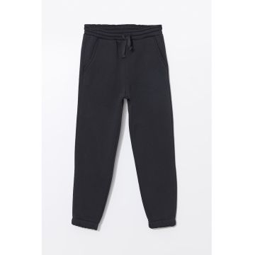 Pantaloni de trening cu snur de ajustare si buzunare oblice