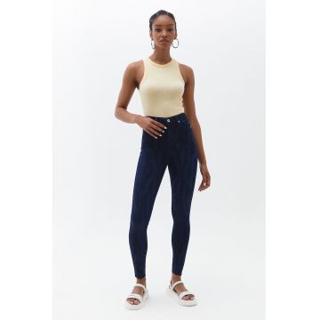 Blugi skinny cu imprimeu
