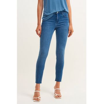 Blugi skinny cu talie inalta